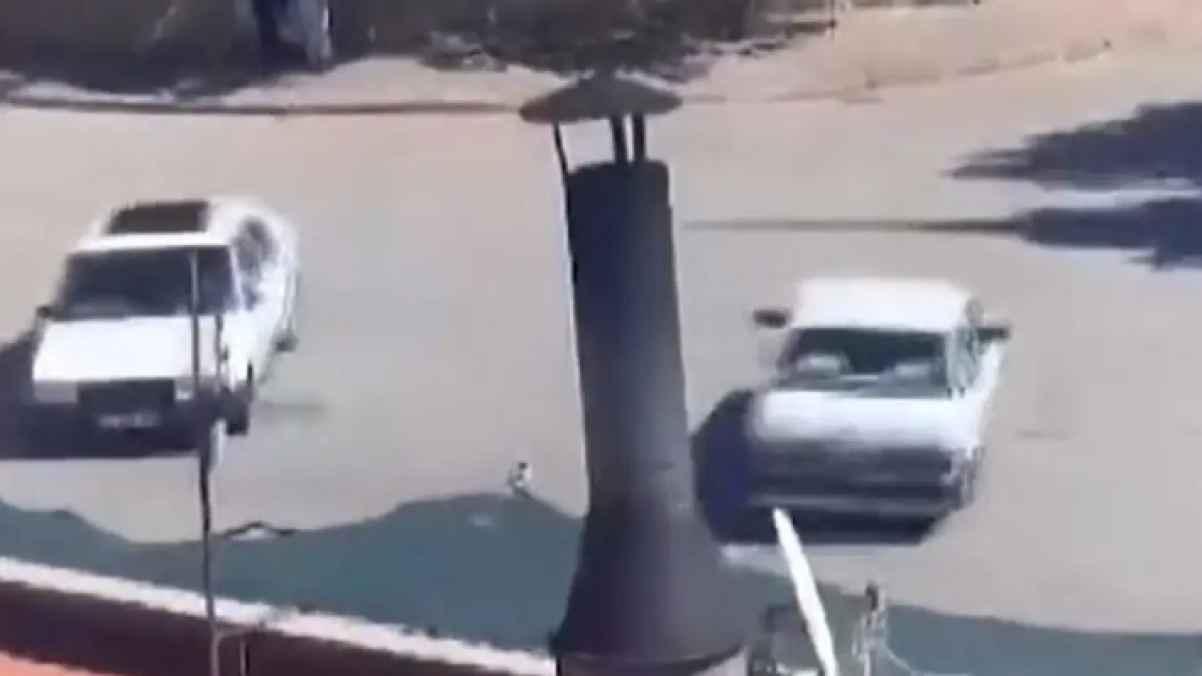 سائقان تركيان باستعراض خطير بالسيارات.. وهكذا كانت النهاية!- فيديو