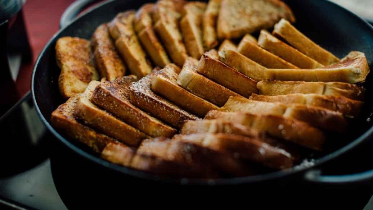 الكربوهيدرات.. كيف يسبب الإفراط بتناولها ضعفا بالبصر؟