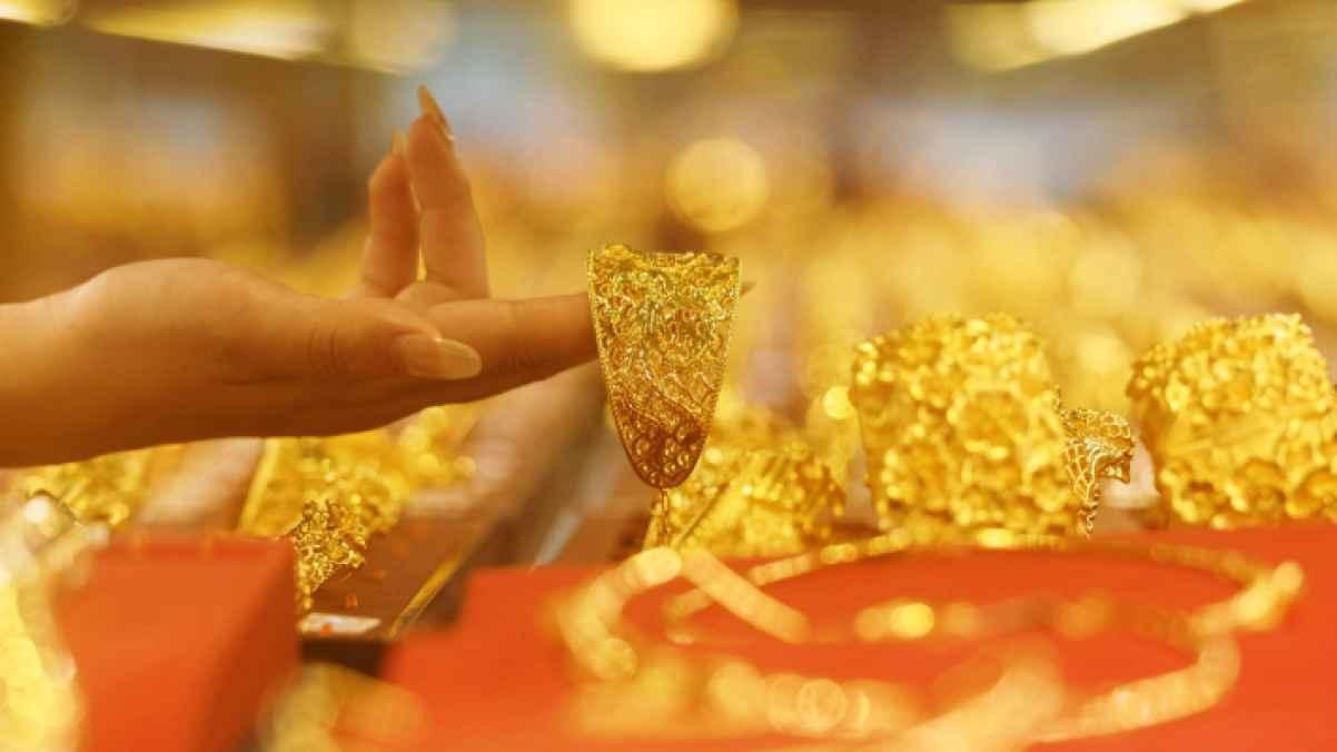 A noticeable surge in gold prices in Jordan on Monday