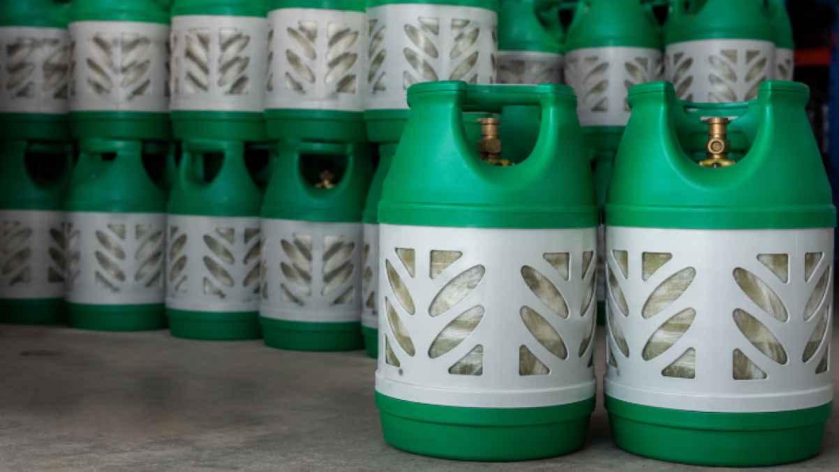 Plastic gas cylinders spark controversy in Jordan