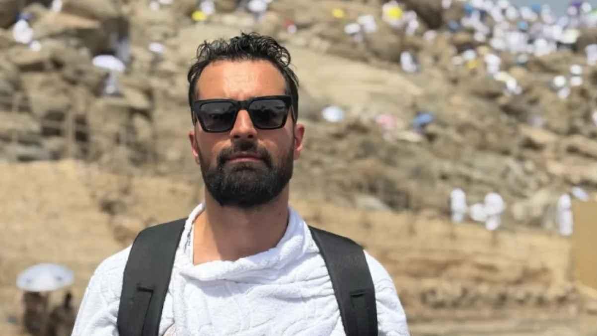 Ahmed Hatem suffers a foot injury while performing the rituals of Hajj