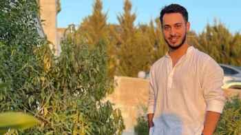 بعد معايدة الوليد مقداد زوجته.. معتصم مقداد يبدأ البحث عن عروس- صور