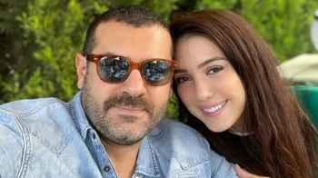 عمرو يوسف مغازلا زوجته في عيدها.. "حبيبتي أم الحياة"- صورة