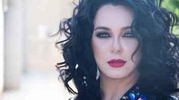 ما أسباب طلاق سلاف فواخرجي من وائل رمضان بعد قصة حب طويلة؟