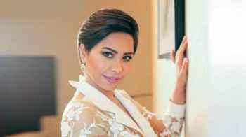شيرين عبد الوهاب " لم أجري عمليات تجميل.. ولا رجل آخر في حياتي".. صور