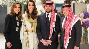 الملكة رانيا تنشر فيديو جديدا من خطوبة الأمير حسين - فيديو