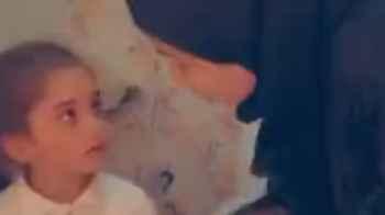 فيديو يدمي القلوب.. حاضنة بحرينية تصفع طفلة مرارا