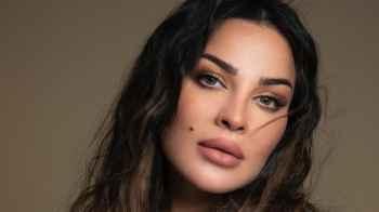 نادين نجيم ترحب بـ وفاء موصلي وسامية الجزائري في عملها- صورة