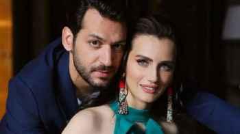 مراد يلدريم يستشهد بآية قرآنية لإعلانه عن استقبال مولودته- صور