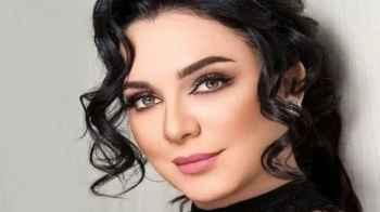ابنة شقيق سلاف فواخرجي تخطف الأنظار في إعلان كأس العالم