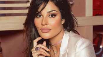 صورة رومانسية تجمع نادين نسيب نجيم بمعتصم النهار