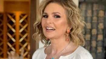 هذا السبب وراء بكاء يسرا ولبلبة في افتتاح مهرجان القاهرة السينمائي!