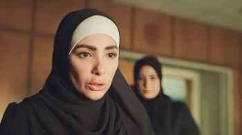 مسلسل منى زكي يثير الرأي العام المصري.. وتحرك برلماني لتغيير قانون الولاية