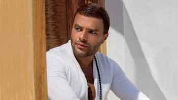 رامي صبري يخرج عن صمته ويرد على اتهامات عمرو مصطفى - فيديو