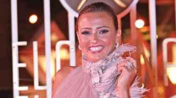 الفنانة المصرية بشرى بفستان الزفاف.. والجمهور يعلق