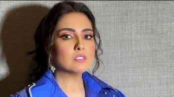 بعد وفاة والدها.. أول ظهور للفنانة مي كساب - صورة