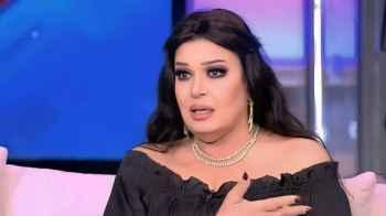 بعد وعكة صحية.. فيفي عبده تثير الجدل برقصها على شاطئ - فيديو
