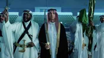 رونالدو ولاعبو النصر يؤدون العرضة السعودية احتفالا باليوم الوطني - فيديو