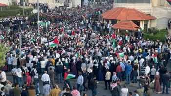العالم ينتفض.. صرخات غضب ومظاهرات تنديدا بكارثة "المعمداني"- صورة