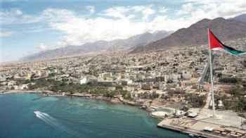 كاد أن يفقد حياته وهذا ما حصل في العقبة