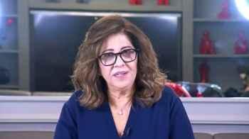 "بكت على الهواء".. تصريحات "صادمة" لخبيرة الفلك ليلى عبد اللطيف