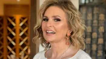 يسرا توجه رسالة لـ"الزعيم" بمناسبة عيد ميلاده