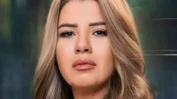 رانيا فريد شوقي لوالدتها الراحلة:"فرحة العيد يعني حضن أمي "