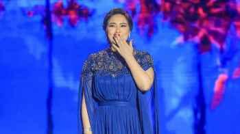 آخر تطورات الفنانة شيرين عبدالوهاب الصحية.. طبيبها الخاص يجيب