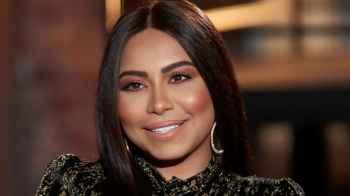 محامي شيرين يفجر مفاجآت حول تنحيه عن قضاياها