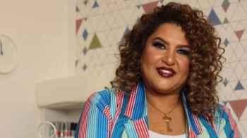 فنانة تكشف عن سحب الجنسية الكويتية منها
