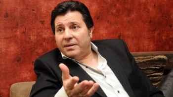 تحديد أولى جلسات محاكمة طارق الشناوي لاتهامه بـ"إزعاج هاني شاكر"