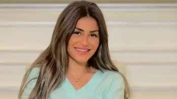 منة فضالي تمازح إلهام شاهين برسالة "لطيفة"