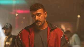 أحمد العوضي يشوق جمهوره لـ"هوية عروسه"