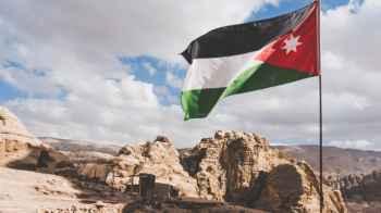 "ارفعه بفخر".. العلم الأردني خافق بالمعالي والمنى