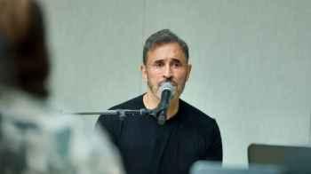 Kadim Al Sahir Comments on the "New Look" Buzz – Video