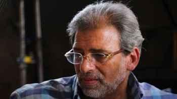 Khaled Youssef Announces His Departure from Facebook After Receiving Death Threats