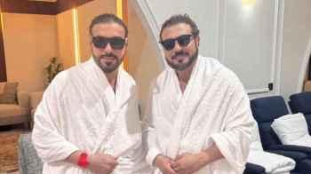 Widespread fan interaction with Majid Al Muhandis’ moments performing Hajj – photos