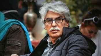 Abbas Al-Nouri captures candid moments with his granddaughters – Video