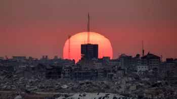 When the sun gently pats Gaza's shoulders