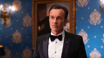 The Australian star Julian McMahon passes away after a battle with illness