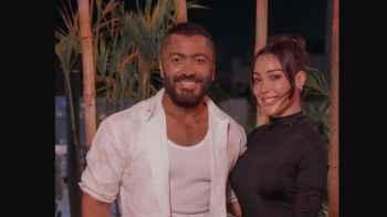 Basma Bousil congratulates Tamer Hosny and surprises the audience with her message