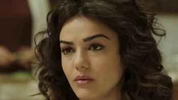 Shocking Surprise.. Famous Syrian Actress Announces Retirement from Acting