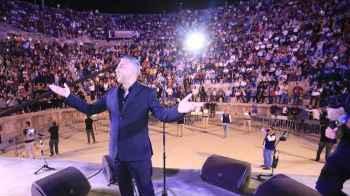 Omar Al‑Abdallat Headlines Jerash Festival 39 as 'The Voice of Jordan' at Opening Gala