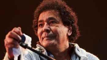 Mohamed Mounir Sends a Heartfelt Message to Sherine Abdel-Wahab