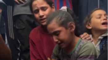 "We Want You".. Children Bid Farewell to Their Father Martyred While Searching for Food – Video