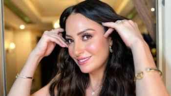 Nermin El-Feki turns heads with a summer look in the North Coast