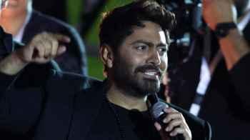 Tamer Hosny delivers a motivational message to his audience through a "cartoon clip" – Video