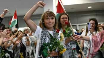 Greta Thunberg sails for justice… and humanity arrives in Athens