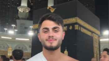 "Alhamdulillah"… Mahmoud Maher captures his joy while performing Umrah