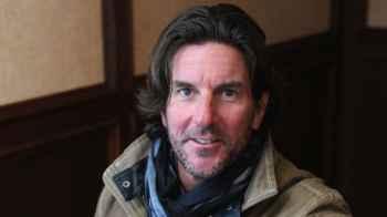 American singer Brett James and his family die in a plane crash